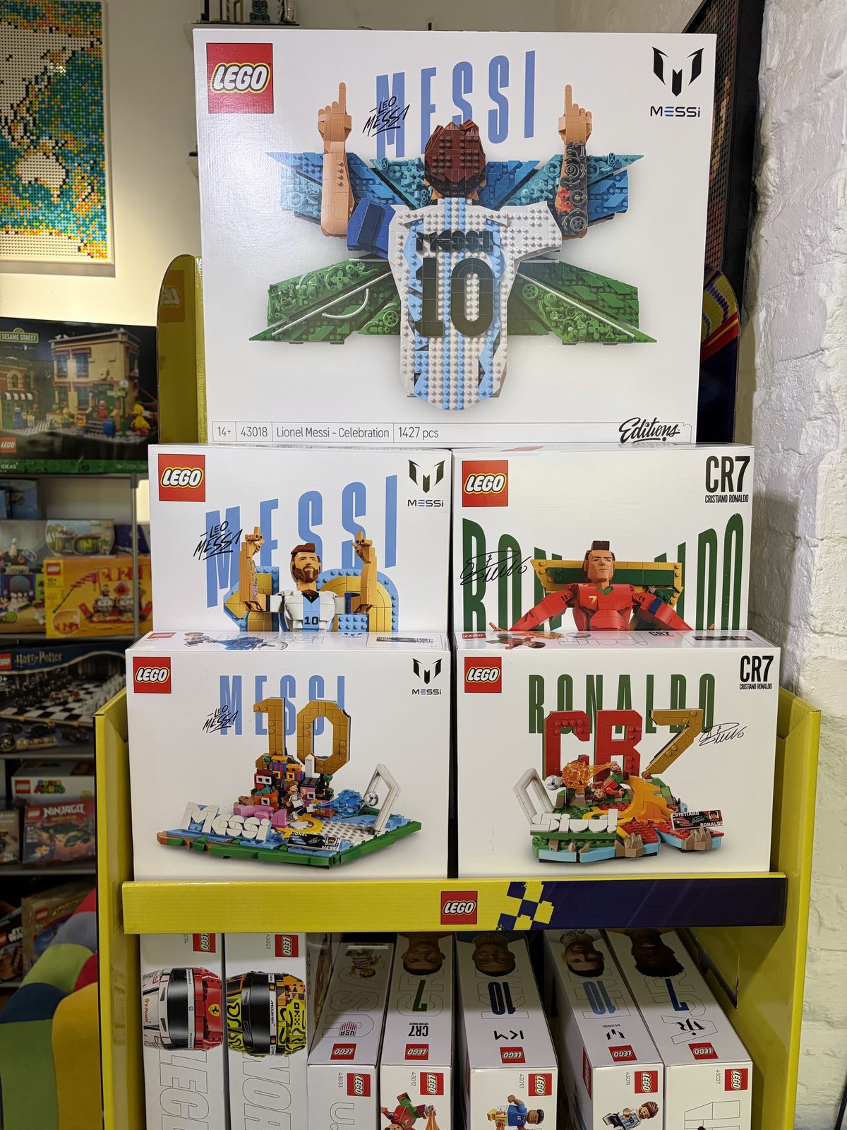 Набор LEGO Kylian Mbappé Football Highlights